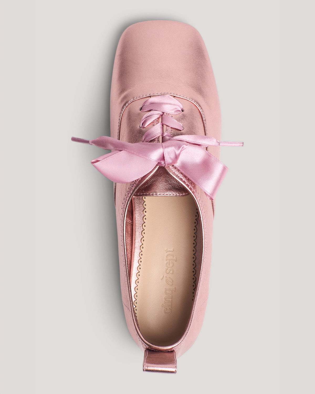 Cinq à Sept Christina Lace Up Metallic Oxford