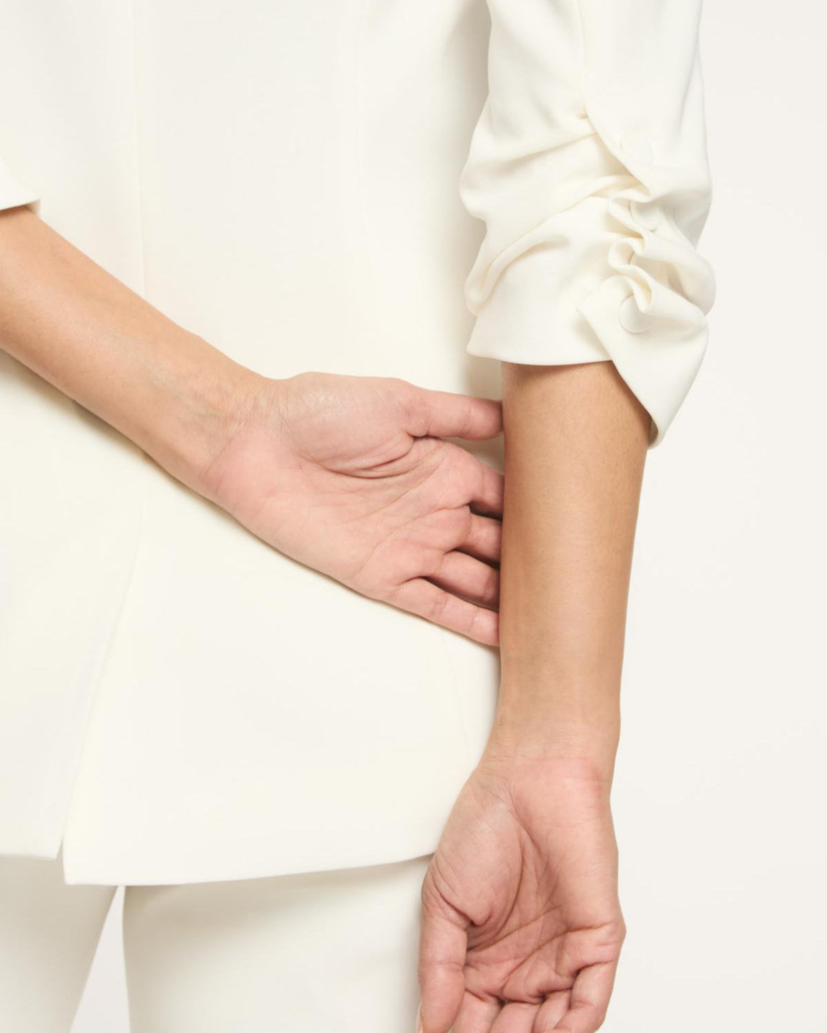 Cinq à Sept Crepe Khloe Blazer