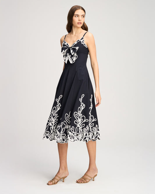 Cinq à Sept Paisley Bloom Embroidered Dama Dress