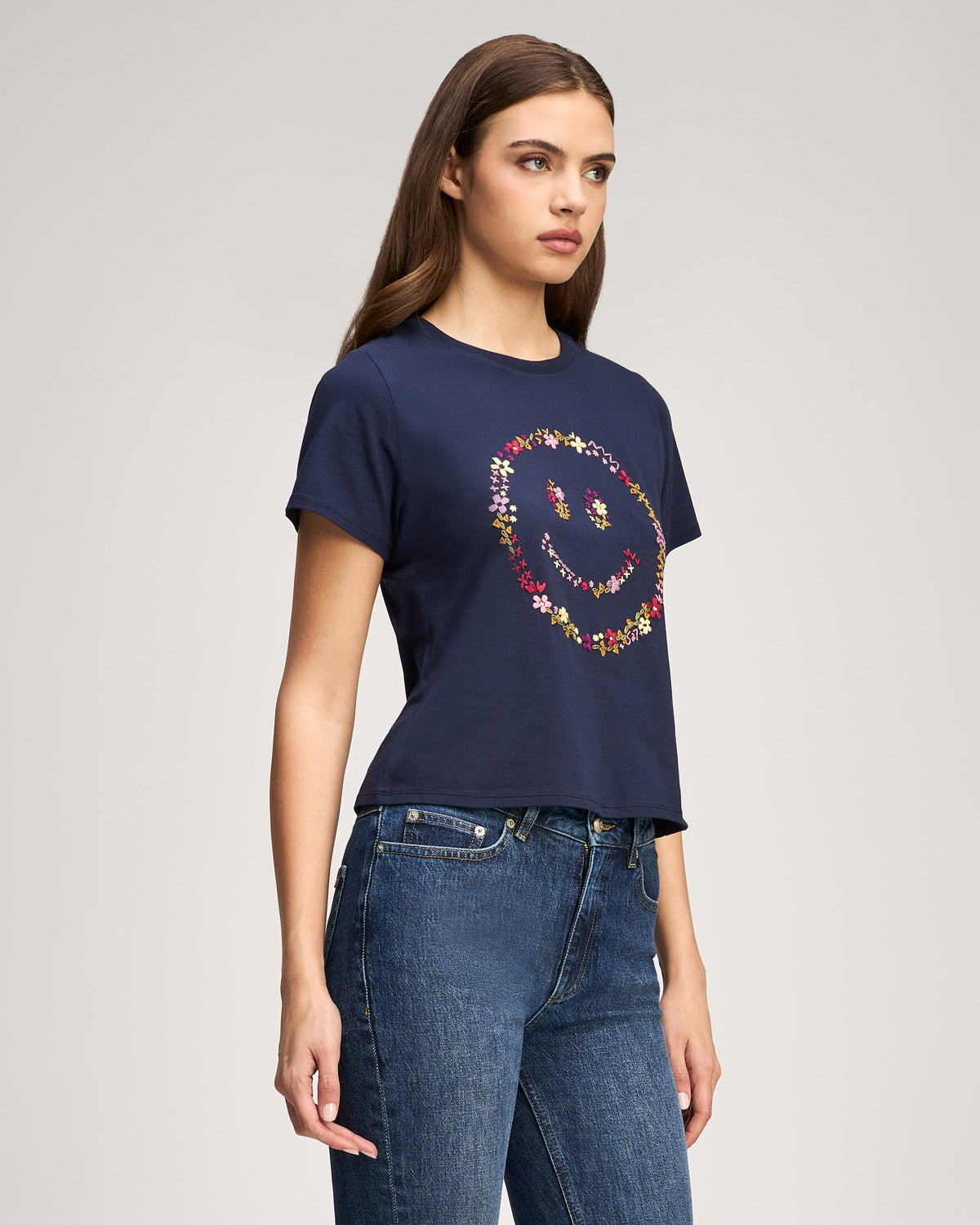Cinq à Sept Wildflower Embroidery Smiley Shrunken Tee