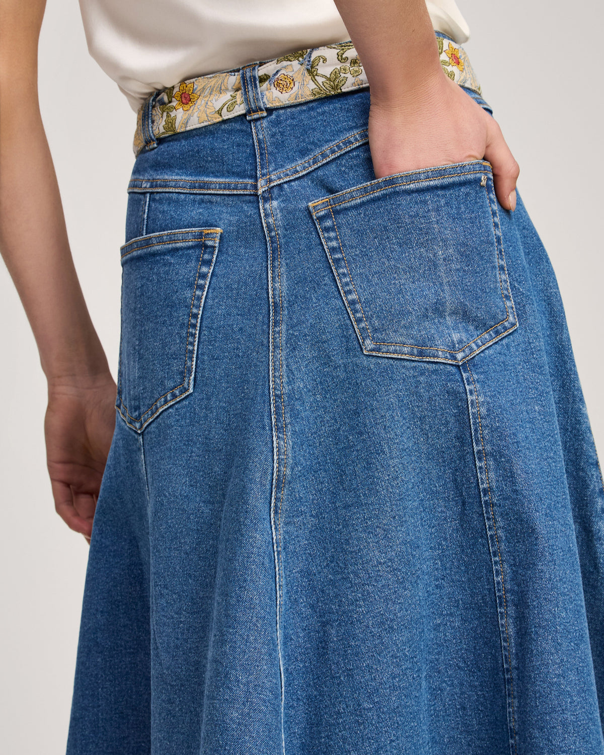 Cinq à Sept Long Benji Jean Skirt