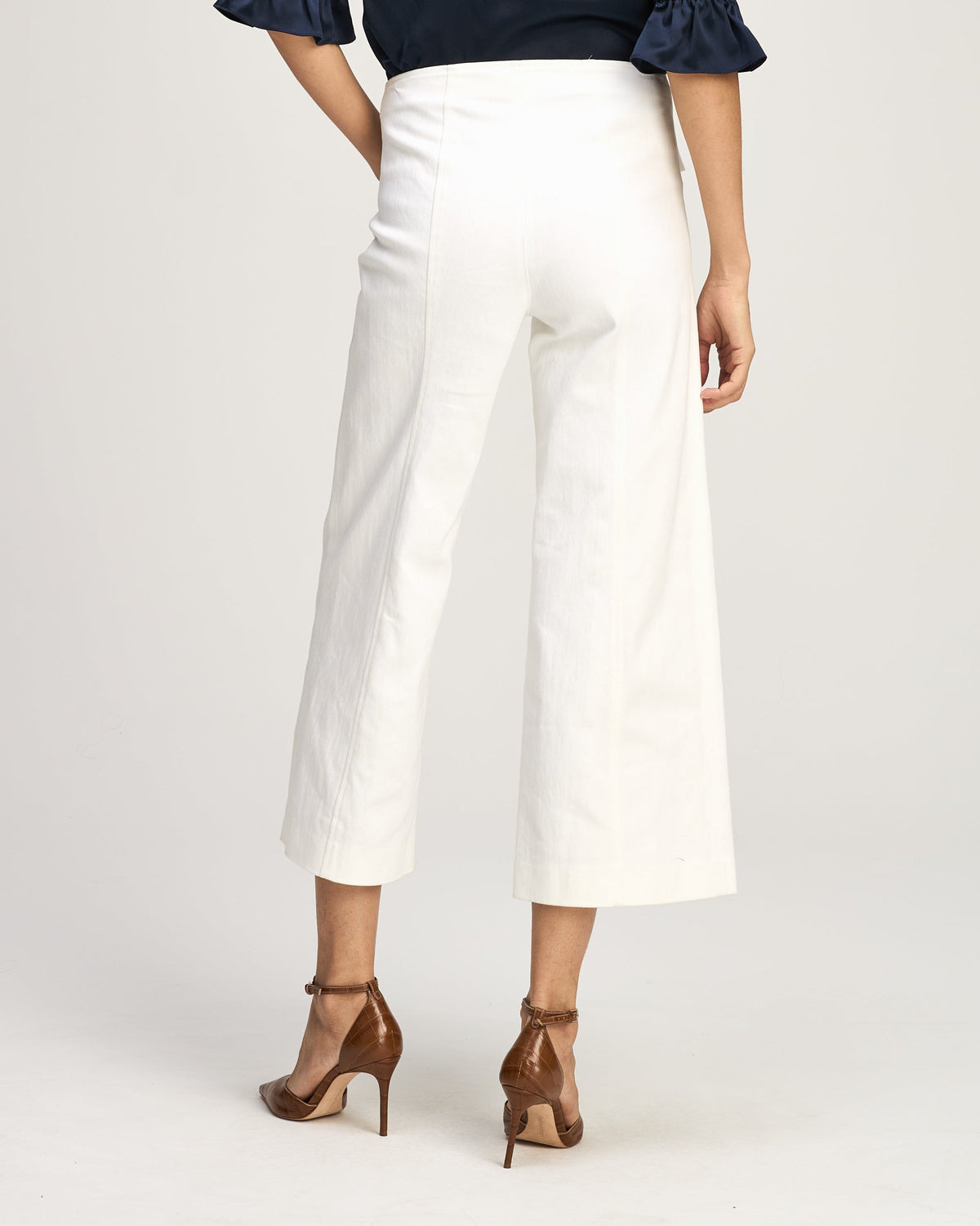 Cinq à Sept Azure Jeans