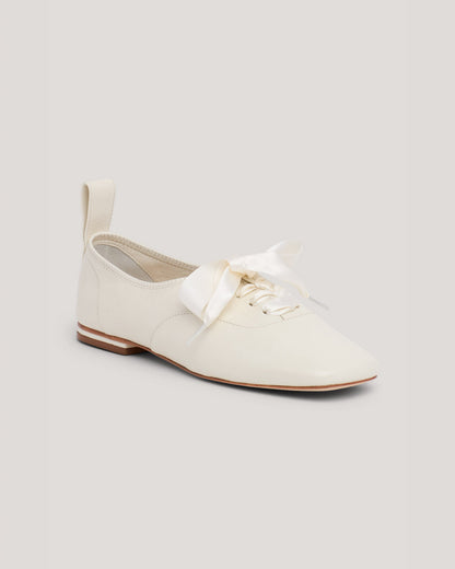 Cinq à Sept Christina Lace Up Oxford
