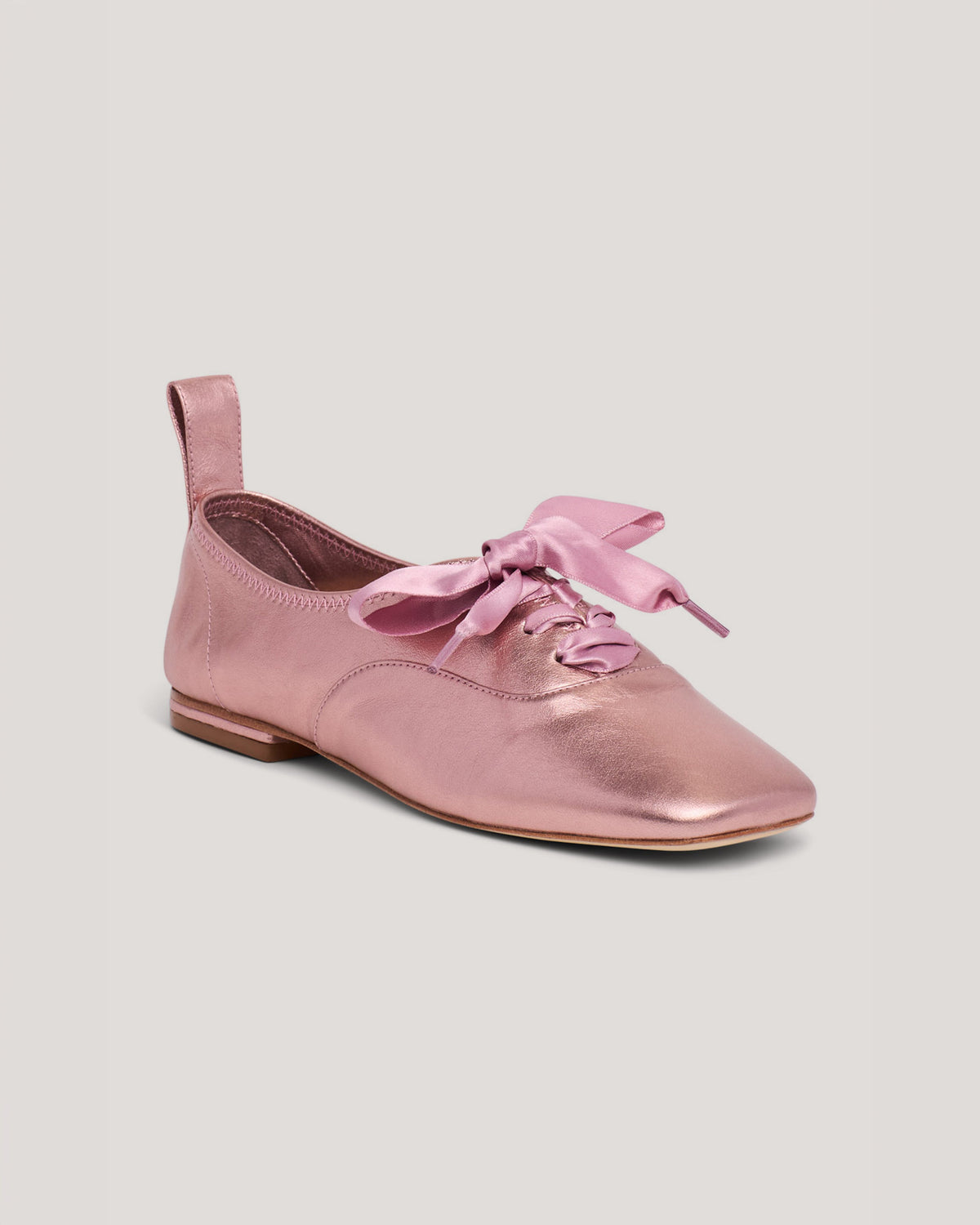 Cinq à Sept Christina Lace Up Metallic Oxford