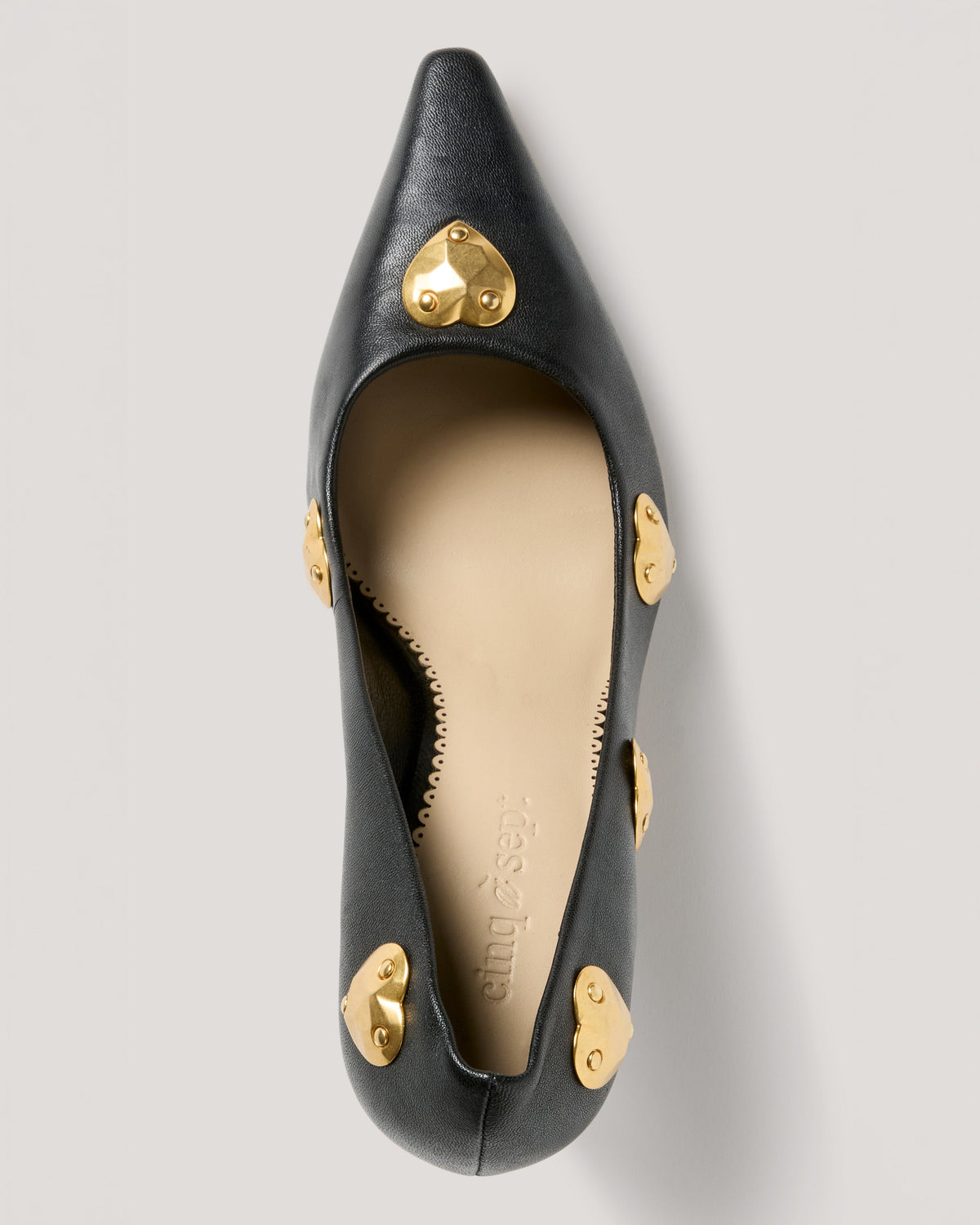Cinq à Sept Luna Metal Hearts Pump