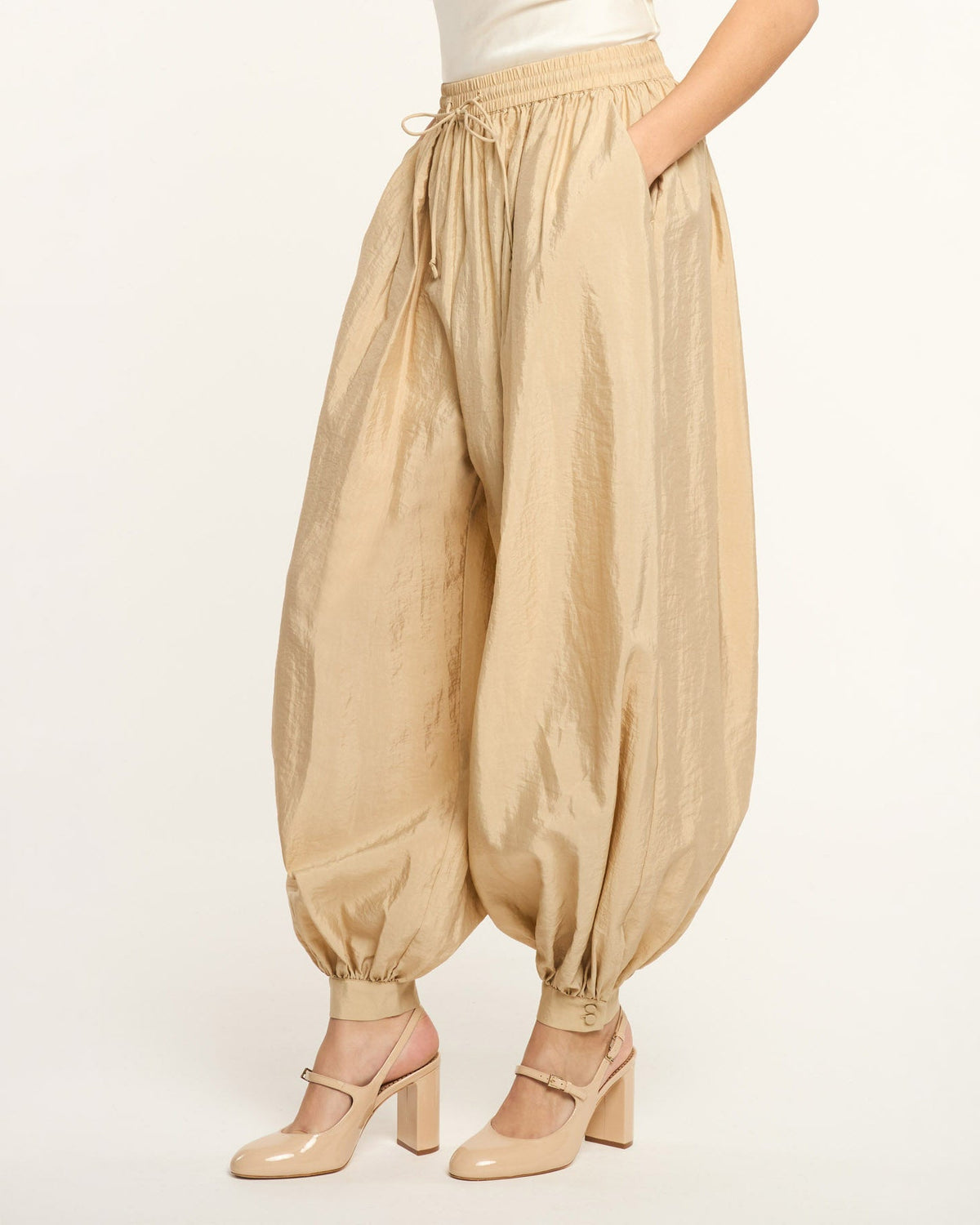 Cinq à Sept Tumbled Woven Verne Pant