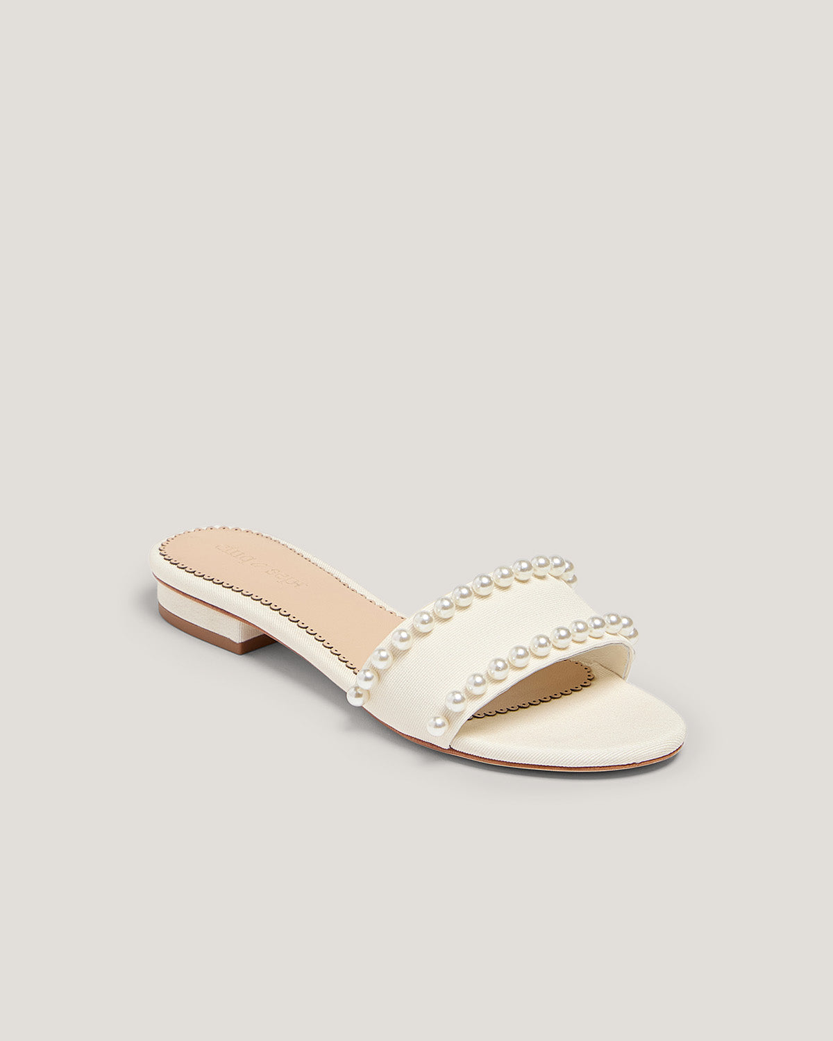 Cinq à Sept Finley Pearl Slides