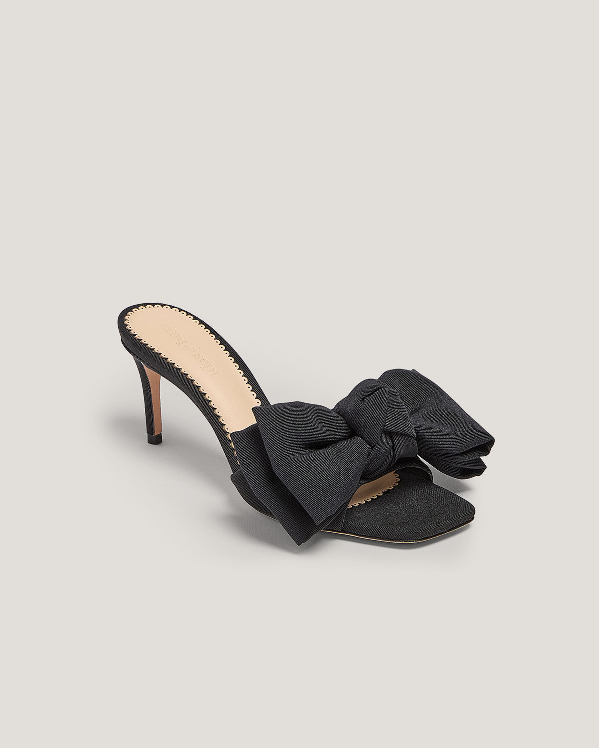 Cinq à Sept Felicity Mule