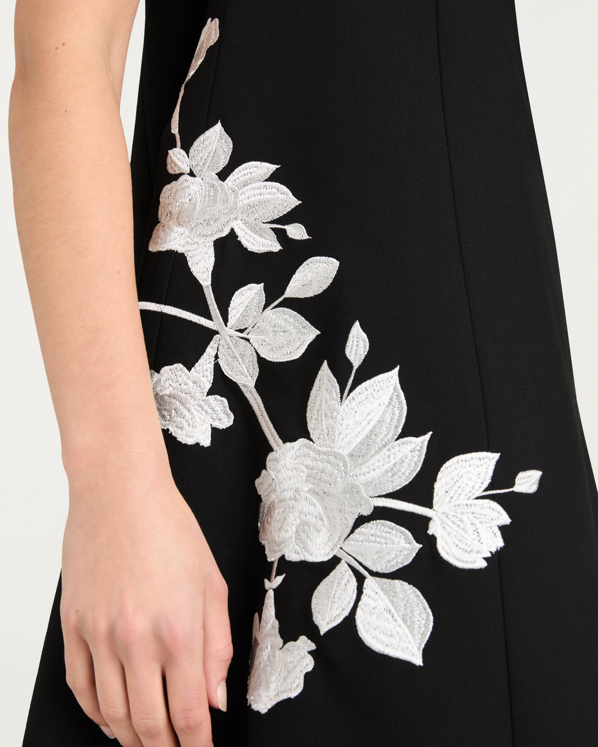 Cinq à Sept Trailing Floral Irla Dress