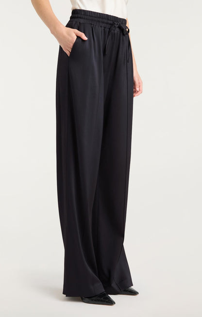 Cinq à Sept Damoni Pant