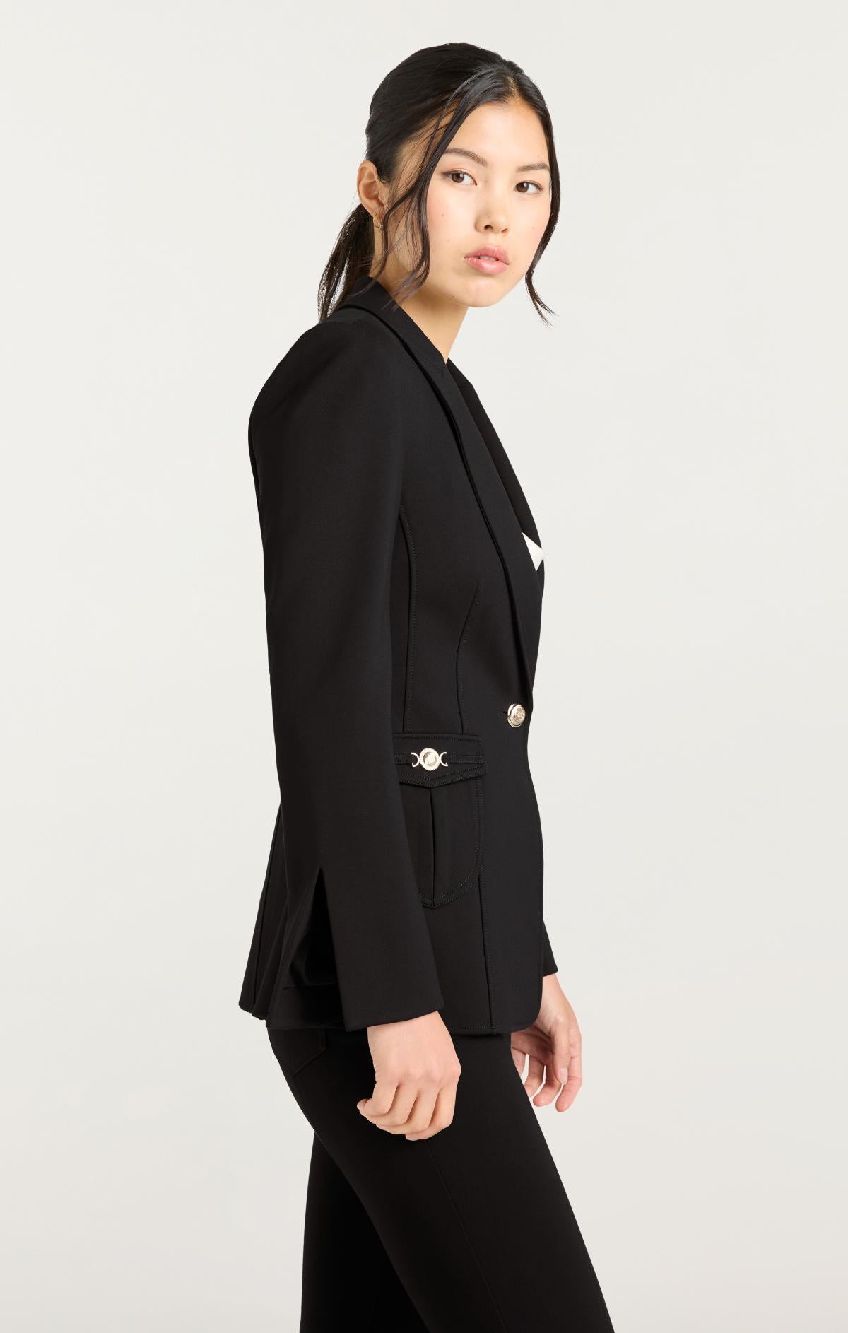 Cinq à Sept Sable Blazer