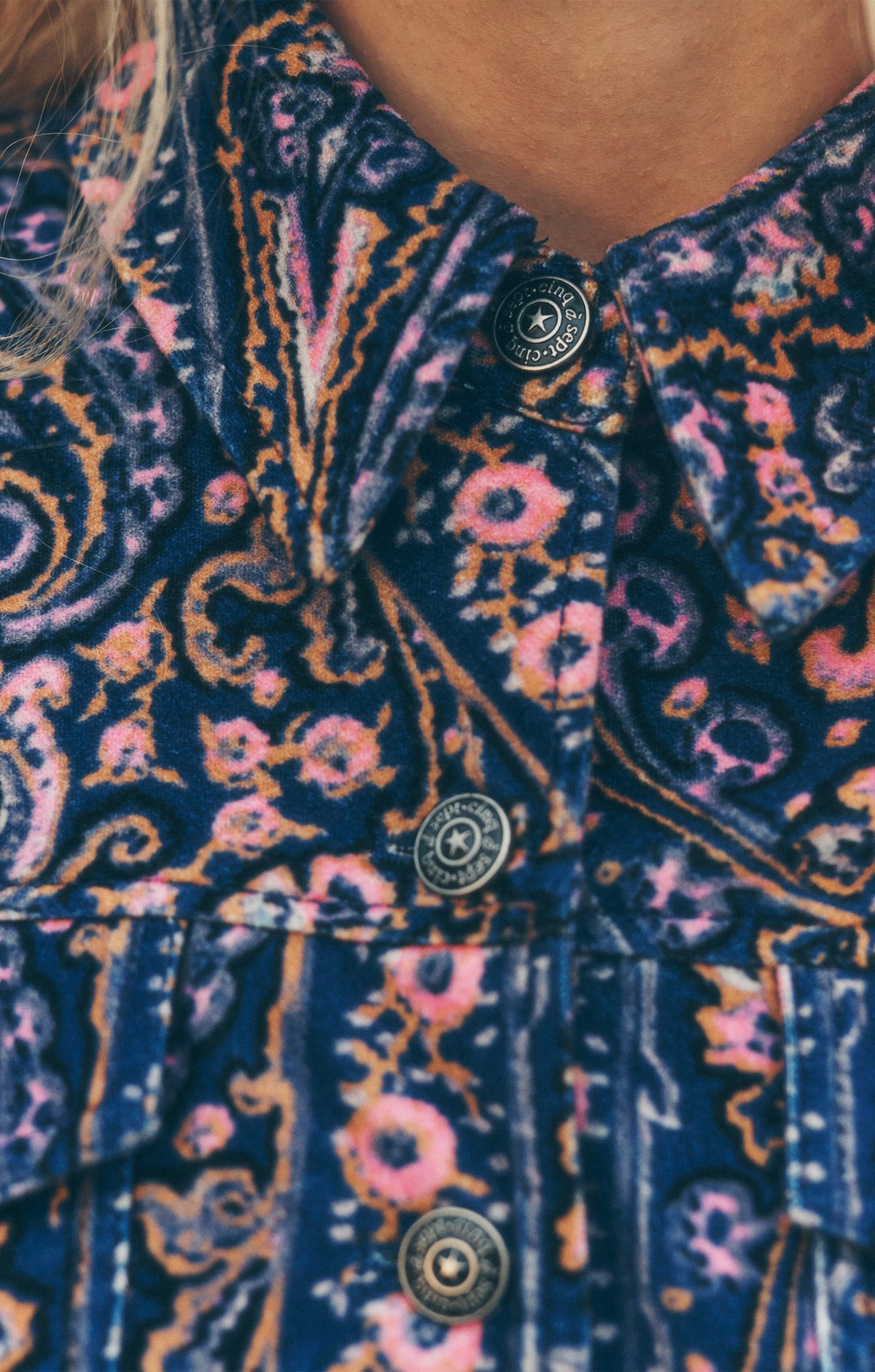 Cinq à Sept Paisley Velveteen Scrunched Canyon Jacket