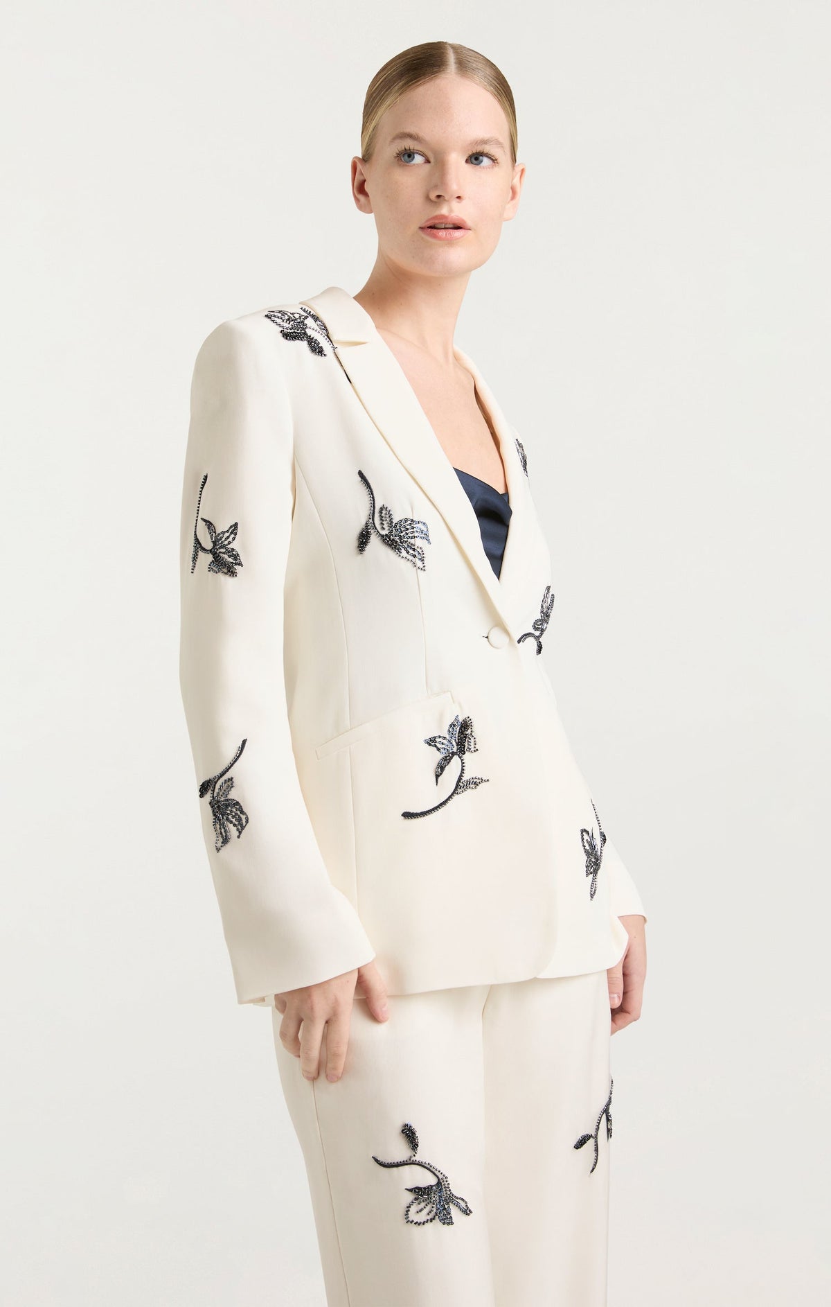 Cinq à Sept Falling Lilies Karlie Blazer