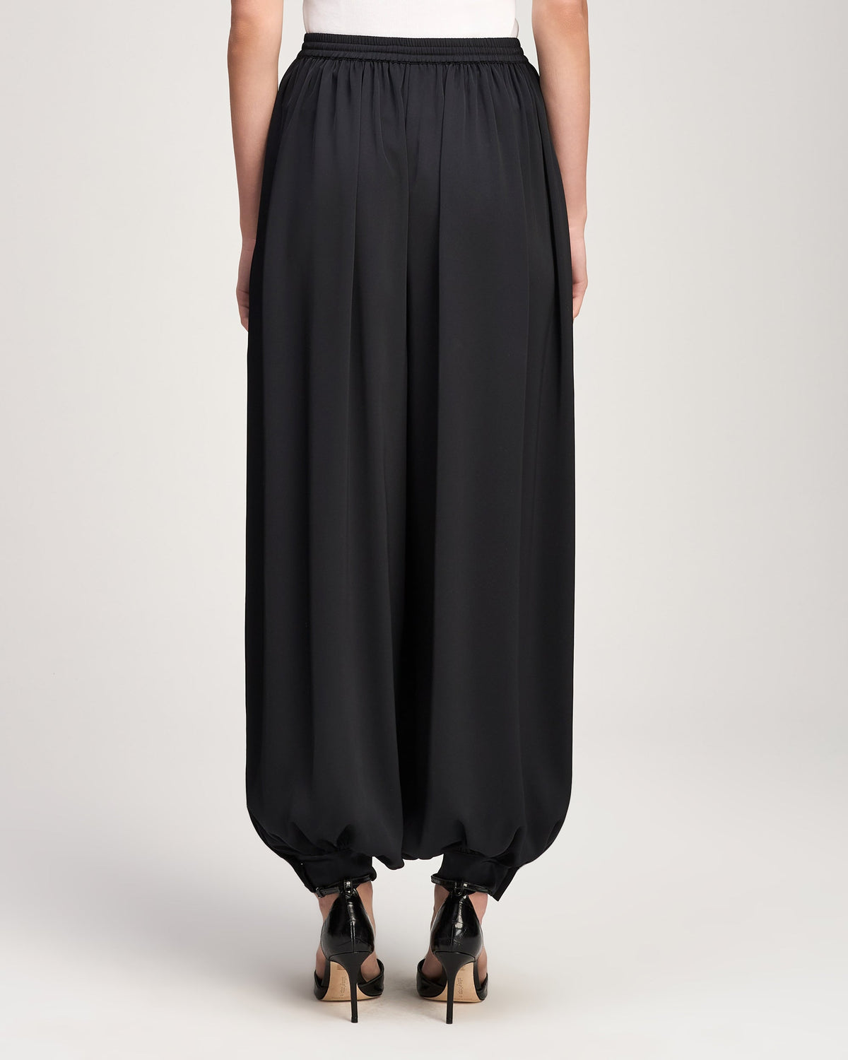 Cinq à Sept Esme Satin Verne Pant